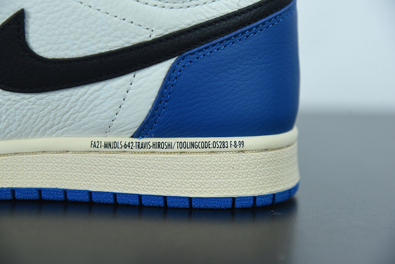 AIR JORDAN 1 HIGH OG X FRAGENT X TRAVIS SCOTT DH3227-105