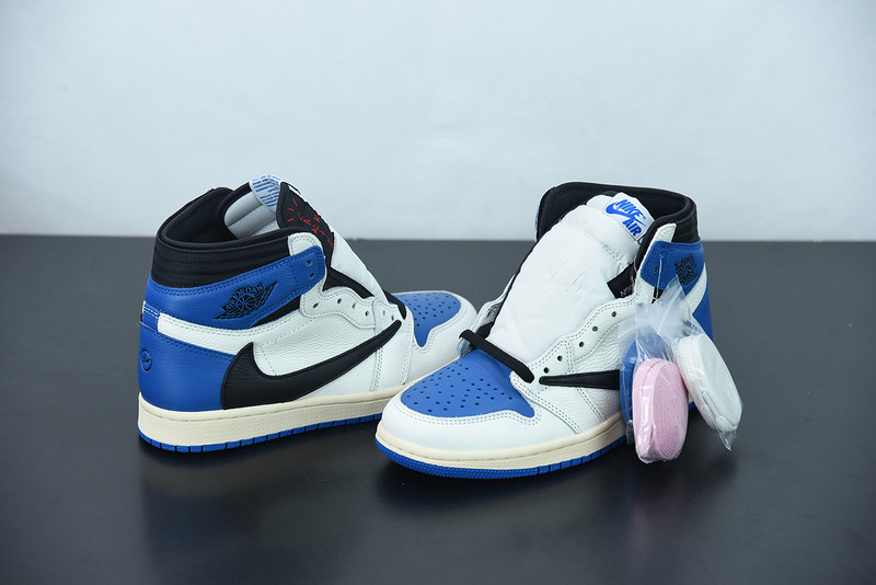 AIR JORDAN 1 HIGH OG X FRAGENT X TRAVIS SCOTT DH3227-105