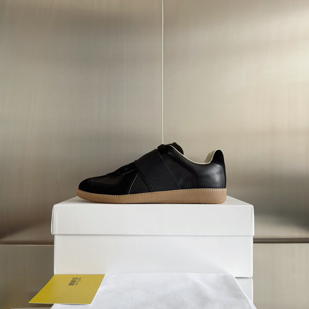 ma*s*n Ma*i*la sneaker
