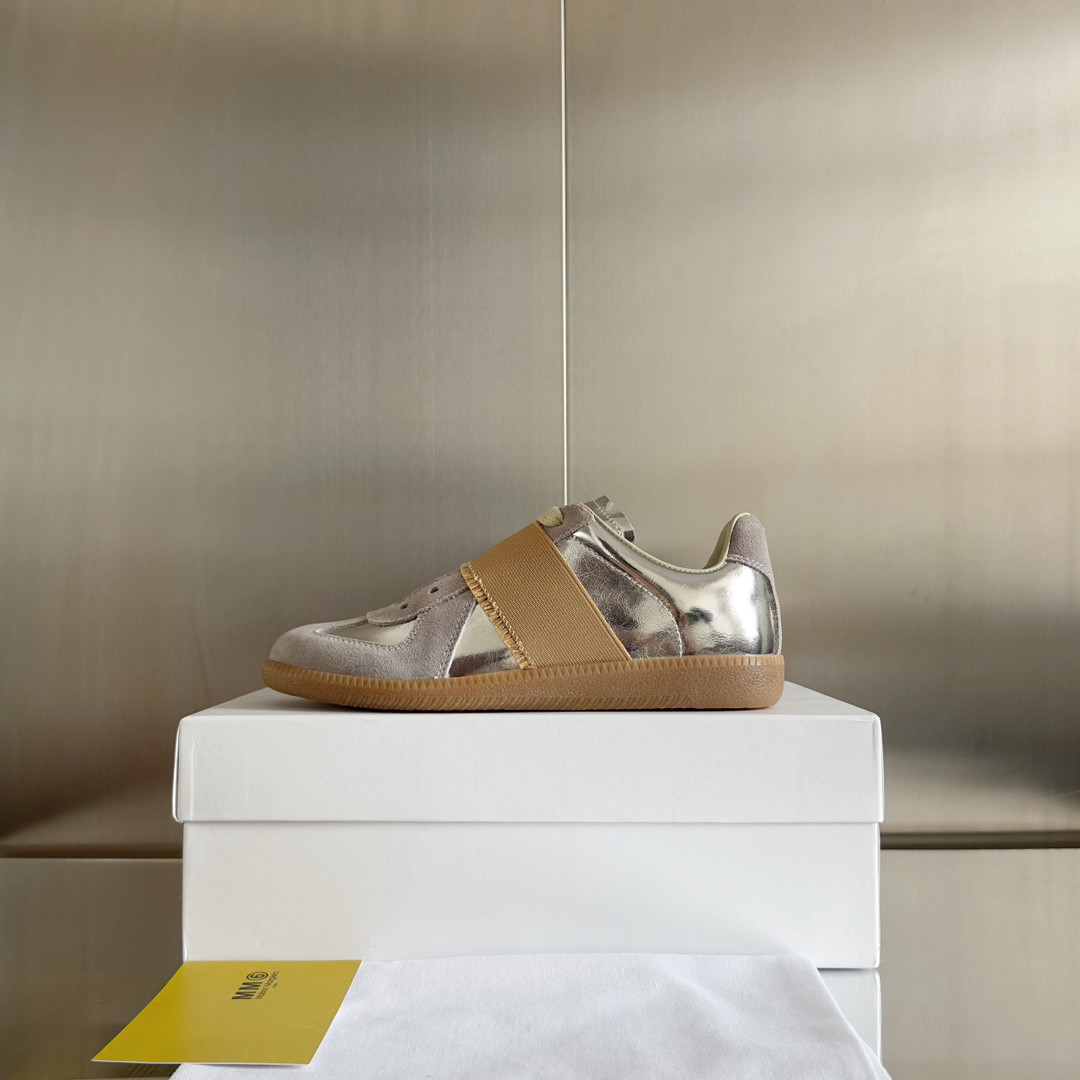 ma*s*n Ma*i*la sneaker