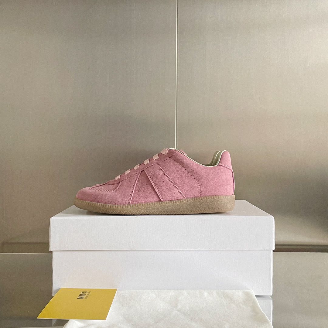 ma*s*n Ma*i*la sneaker