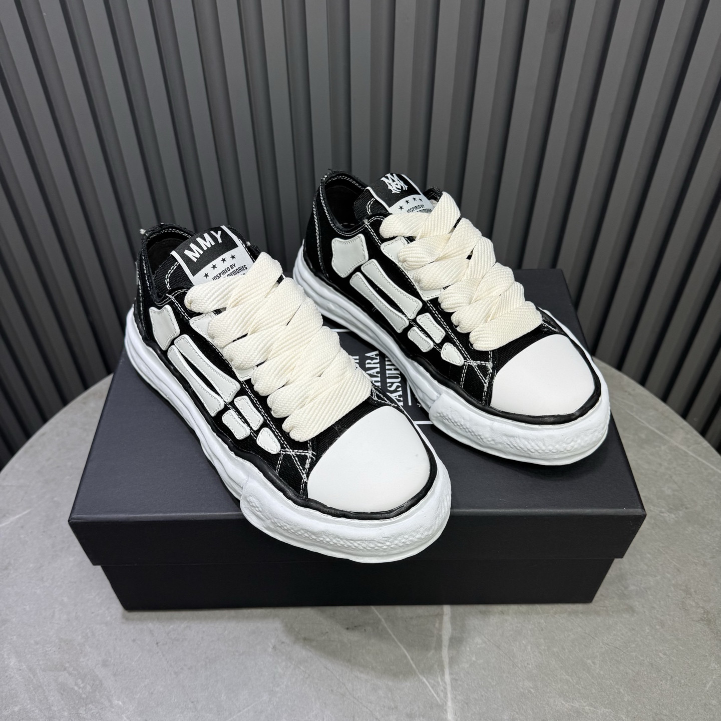 SKEL-TOP LOW SNEAKERS