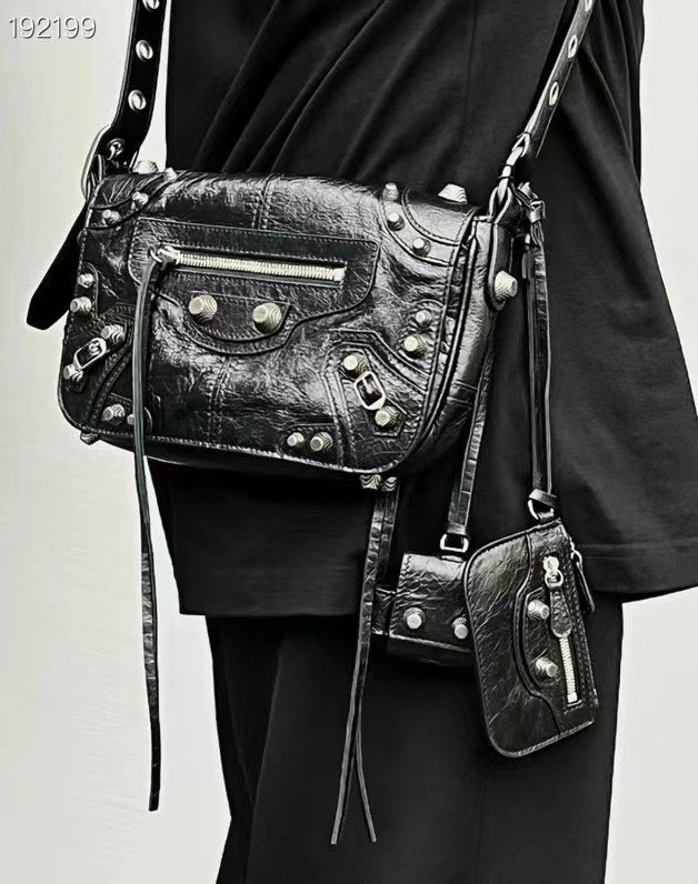 Ba*len*cia*ga purse