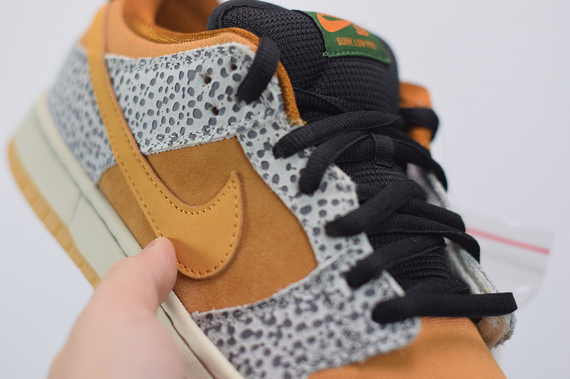 NIKE SB DUNK LOW “SAFARI” CD2563-002