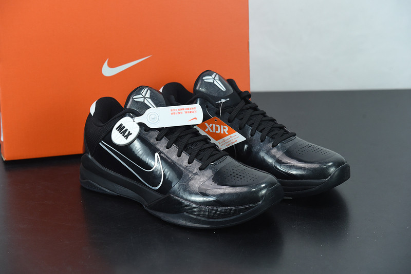 NIKE ZOOM KOBE 