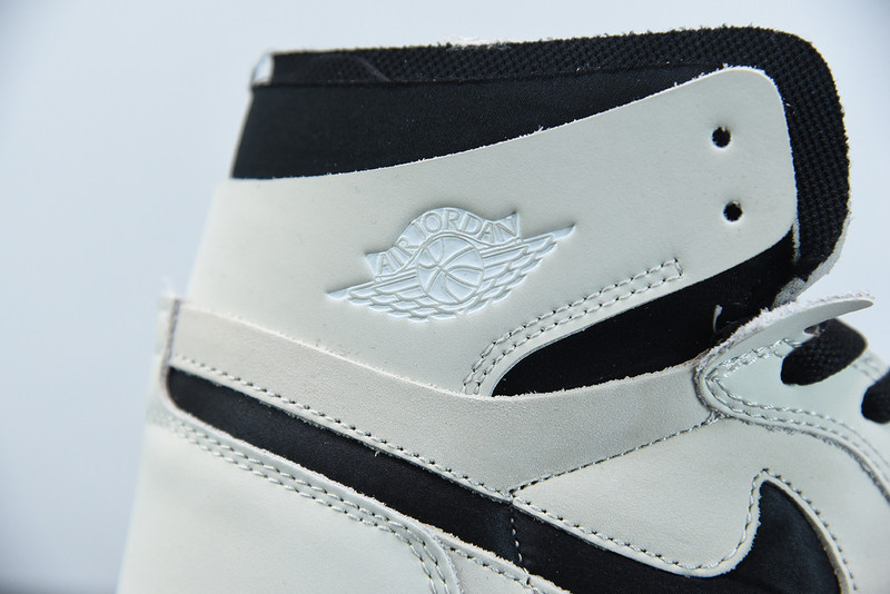 AIR JORDAN 1 HIGH ZOOM AIR CMFT SUMMIT WHITE BLACK(W)  CT0979-100