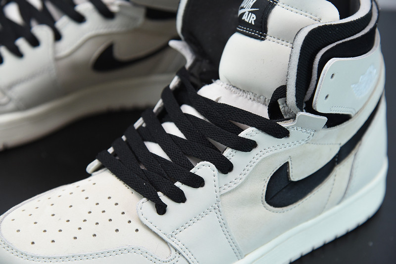 AIR JORDAN 1 HIGH ZOOM AIR CMFT SUMMIT WHITE BLACK(W)  CT0979-100