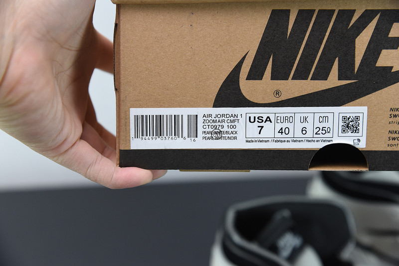 AIR JORDAN 1 HIGH ZOOM AIR CMFT SUMMIT WHITE BLACK(W)  CT0979-100