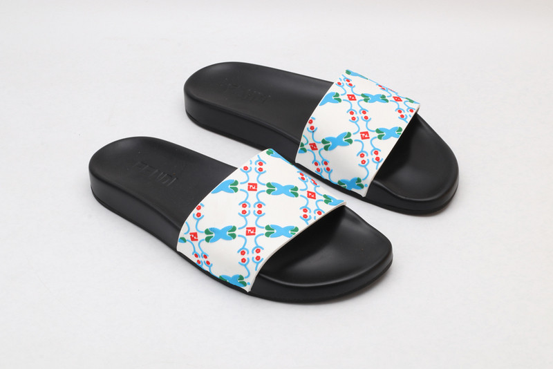 FENDI SLIDE