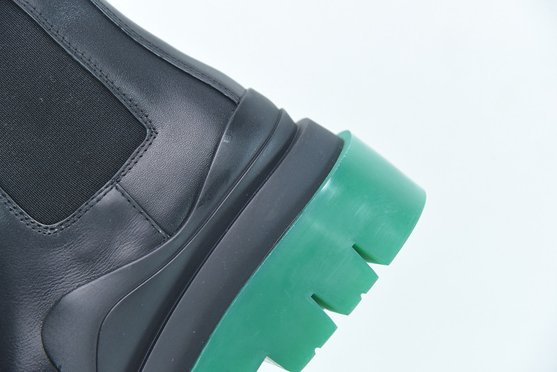 b0tte*a Ven*ta sneaker