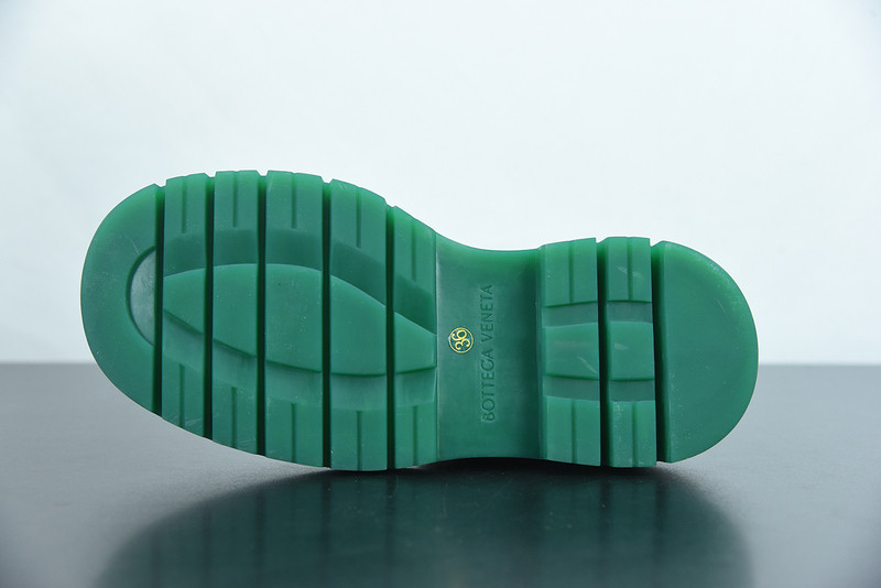 b0tte*a Ven*ta sneaker