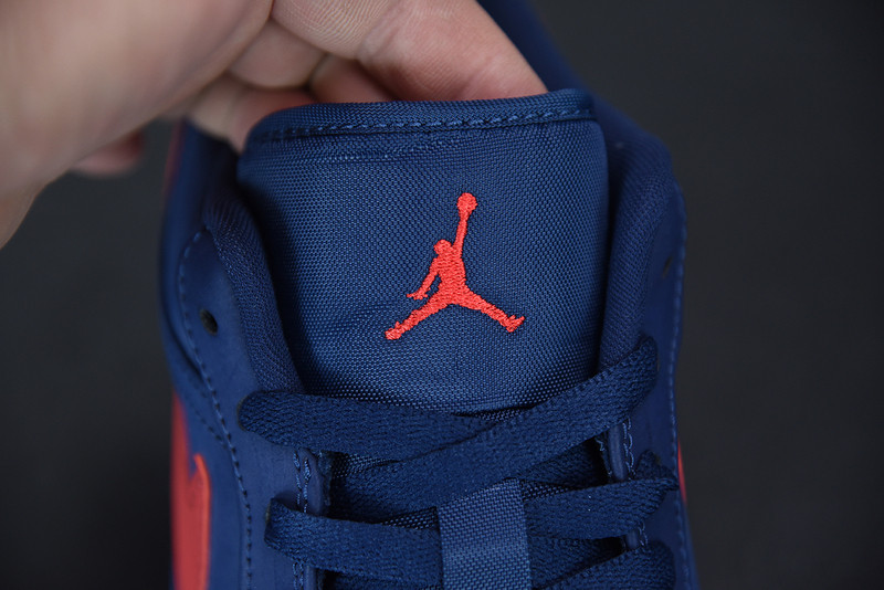 AIR JORDAN 1 LOW 