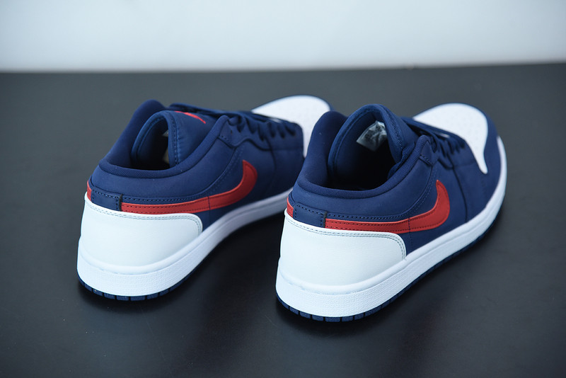 AIR JORDAN 1 LOW 
