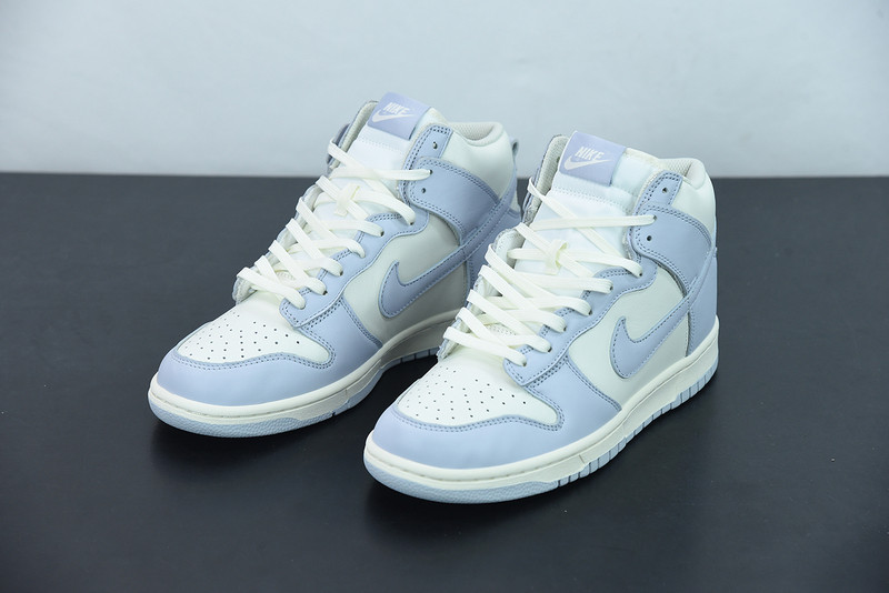 WMNS DUNK HIGH 