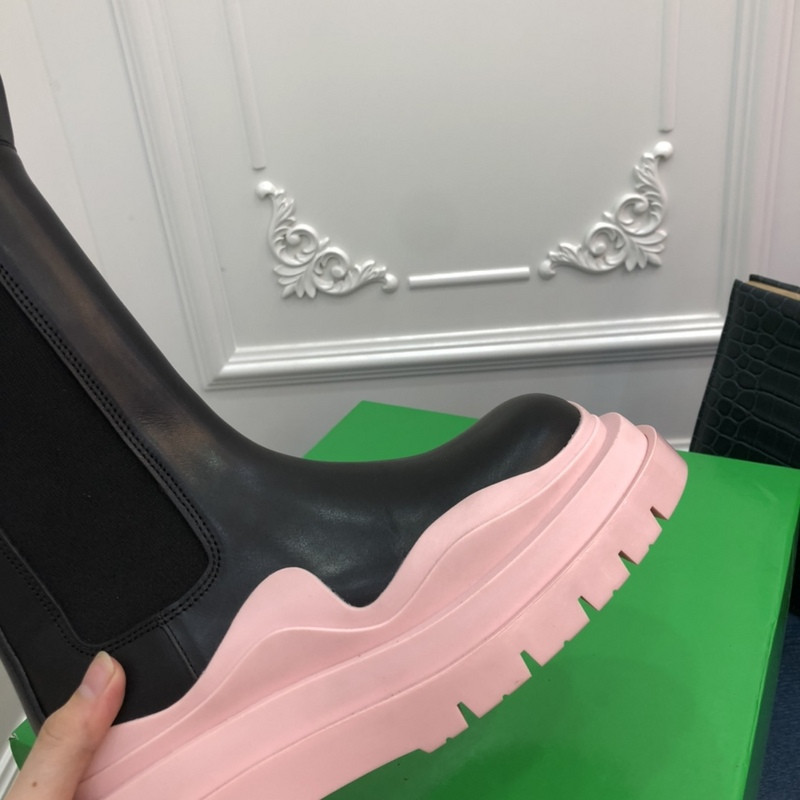 b0tte*a Ven*ta sneaker