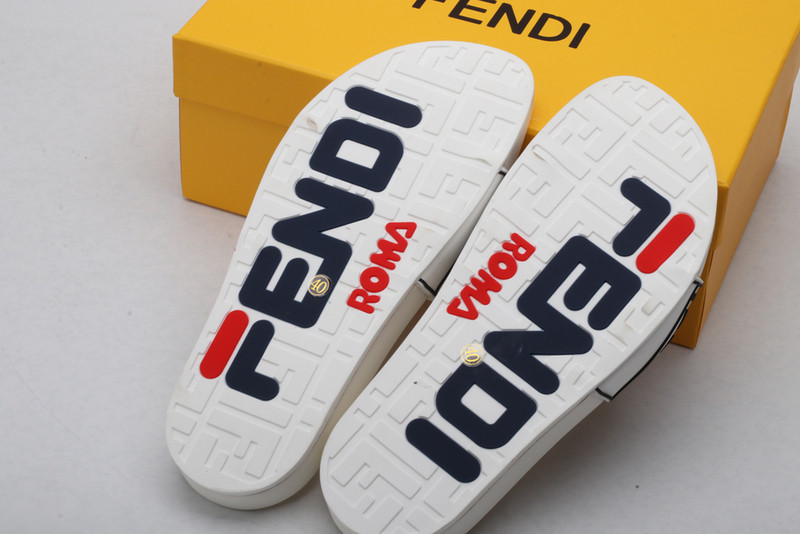 FENDI SLIDE