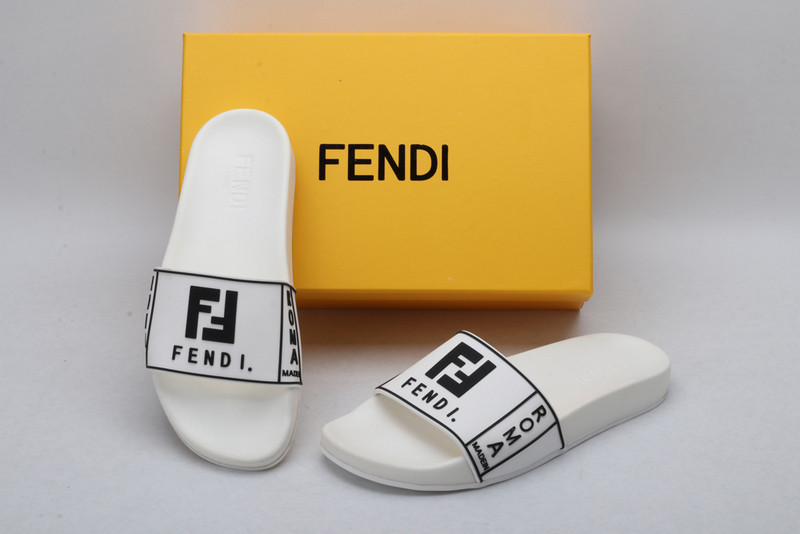 FENDI SLIDE