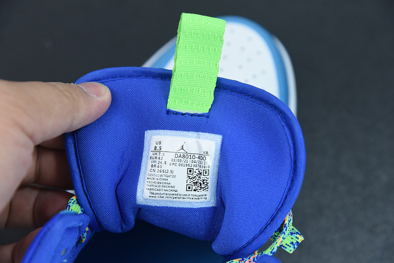 AIR JORDAN 1 MID SE GS 