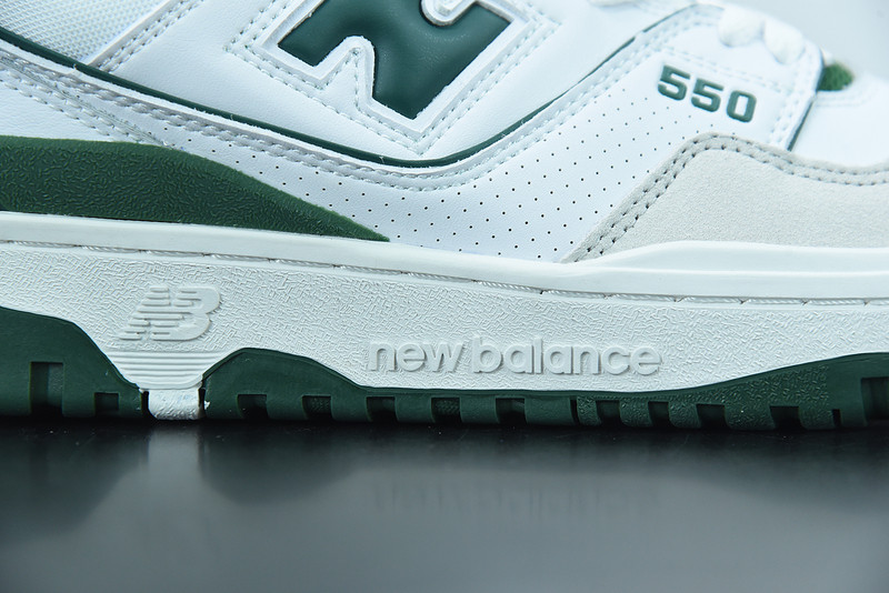 NEW BALANCE 550 BB550WT1