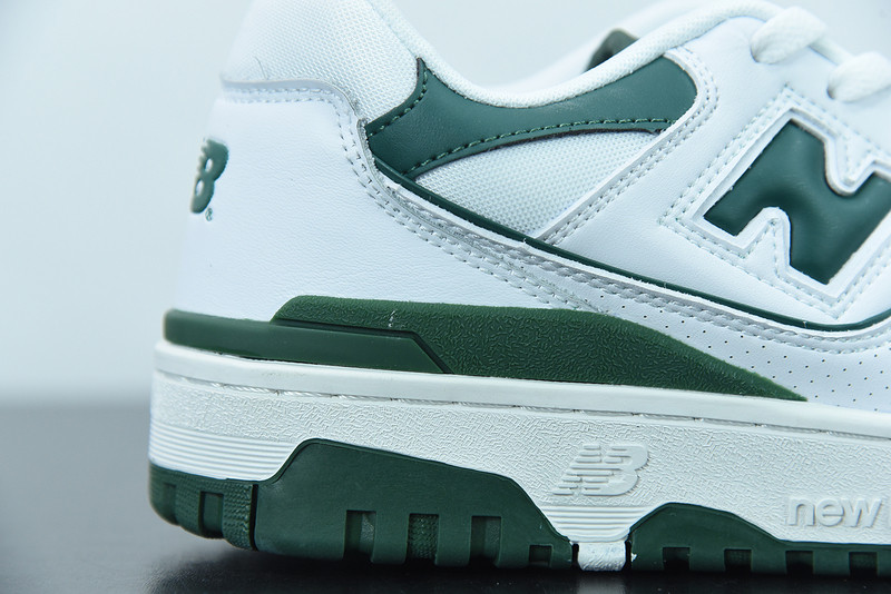 NEW BALANCE 550 BB550WT1