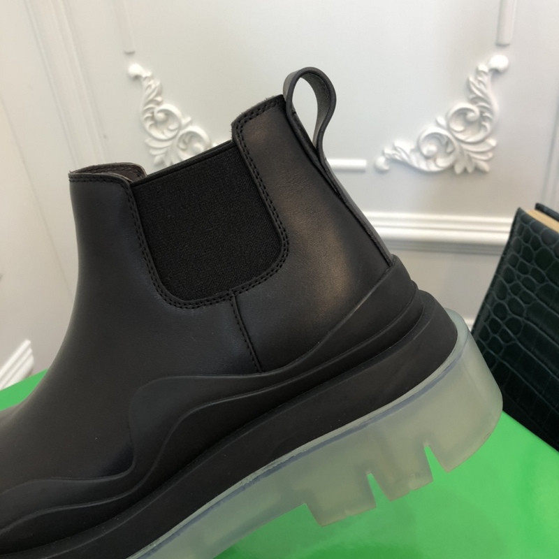 b0tte*a Ven*ta sneaker