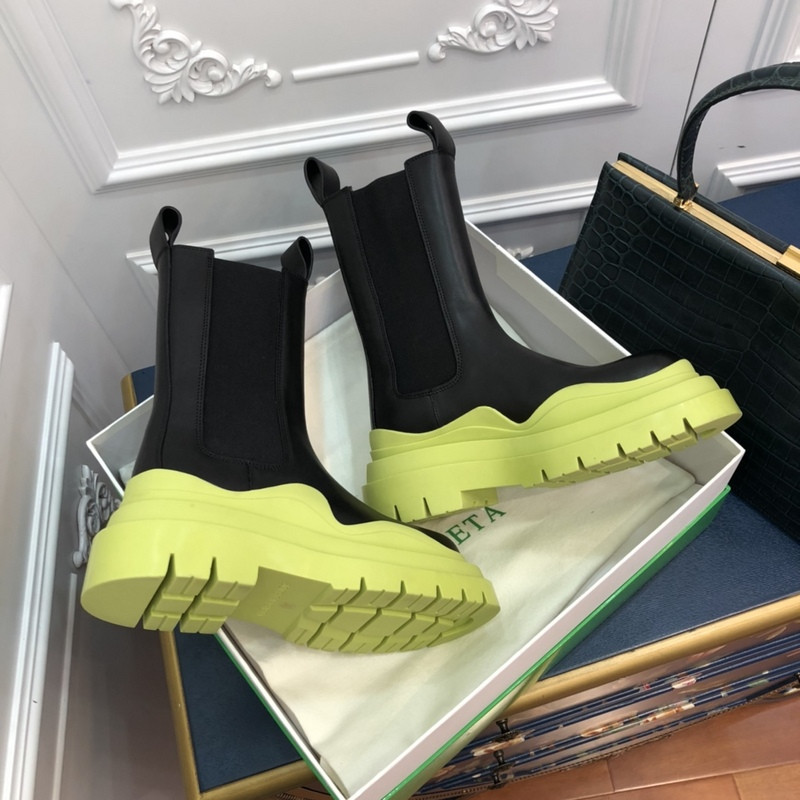 b0tte*a Ven*ta sneaker