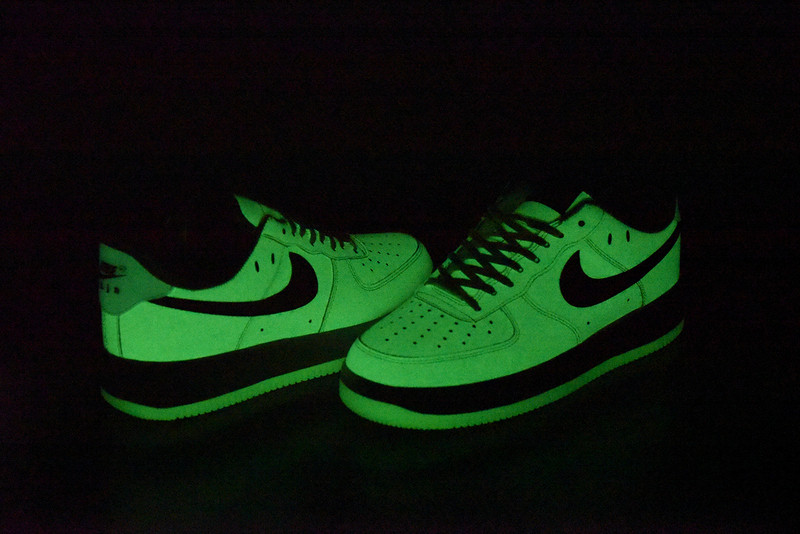 NIKE AIR FORCE 1 