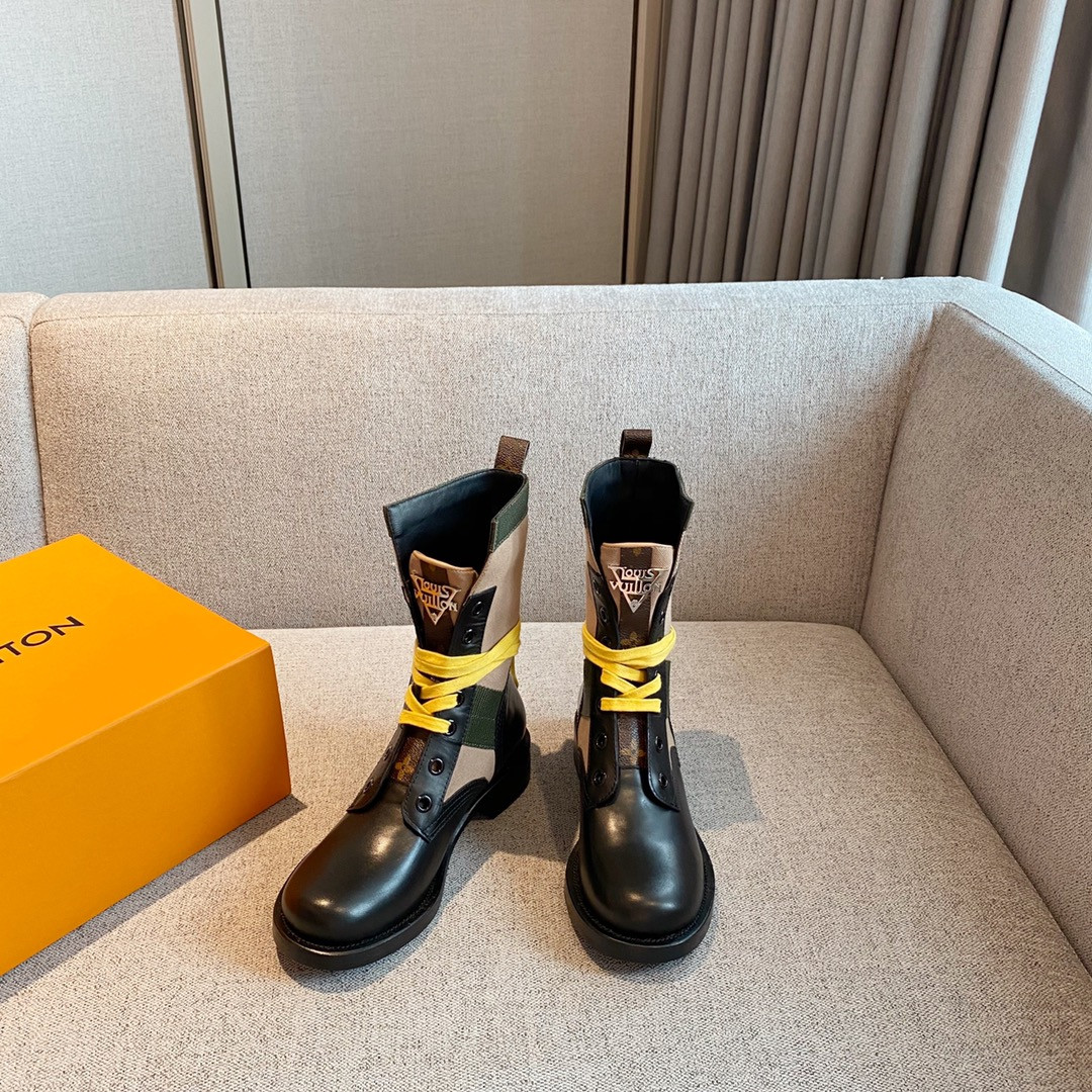 LVT BOOTS