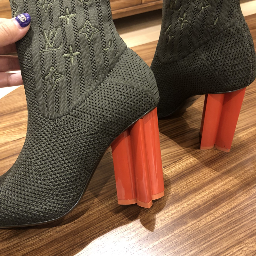 LVT BOOTS