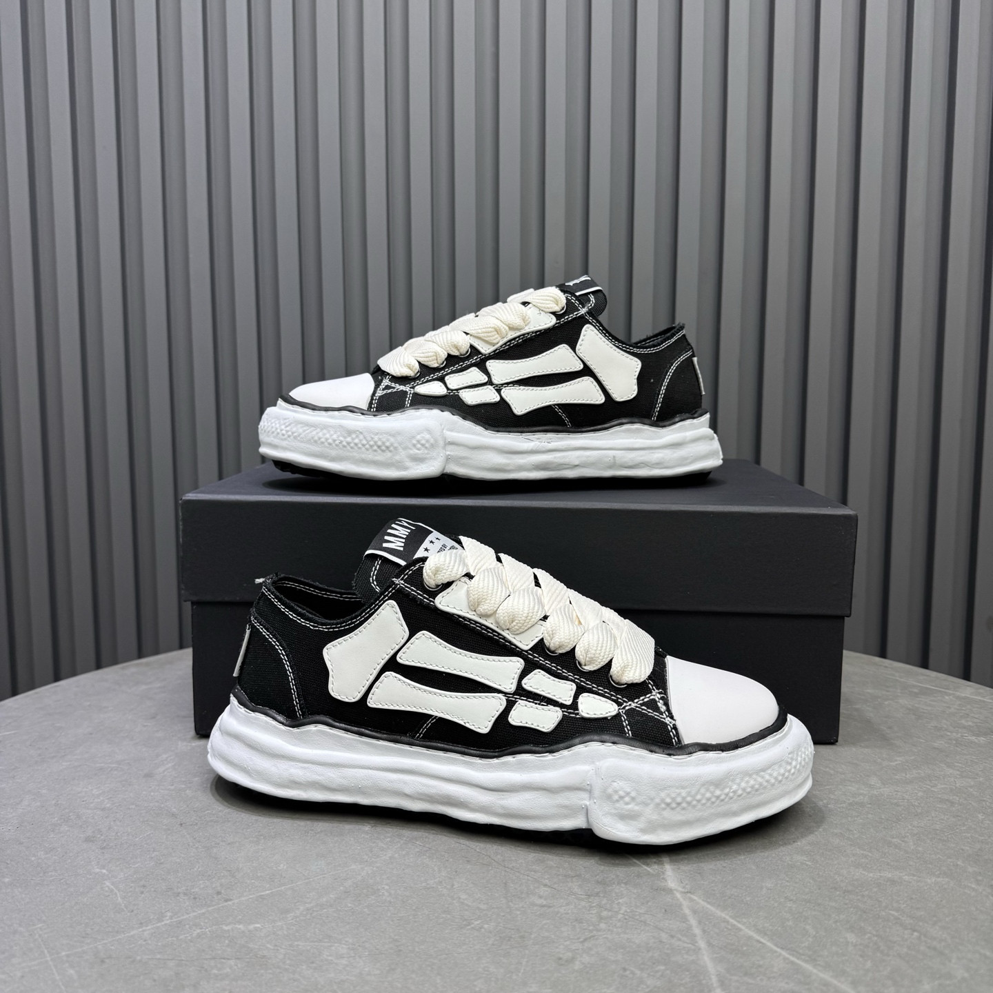 SKEL-TOP LOW SNEAKERS