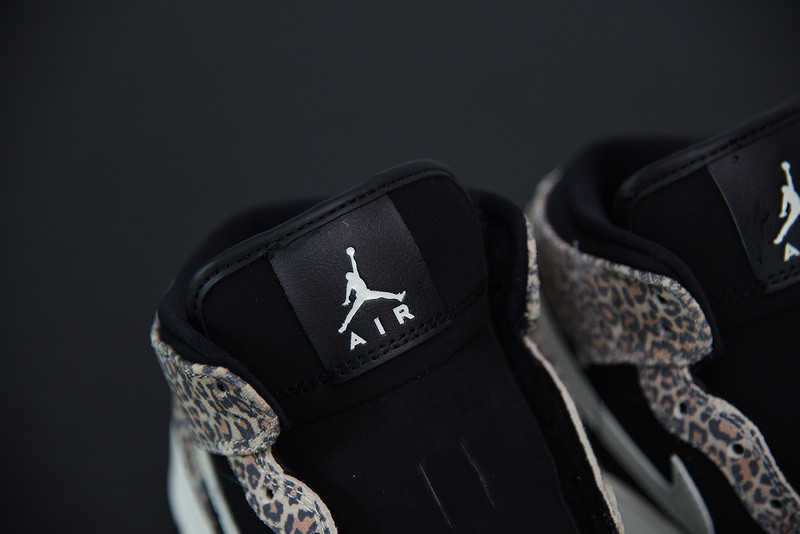 AIR JORDAN 1 MID SE GS 