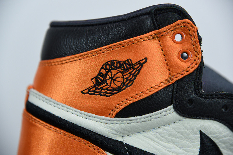 AIR JORDAN 1 RETRO HIGH SATIN SHATTERED BACKBOARD  AV3725-010