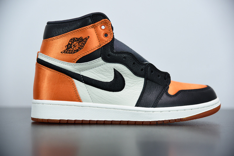 AIR JORDAN 1 RETRO HIGH SATIN SHATTERED BACKBOARD  AV3725-010