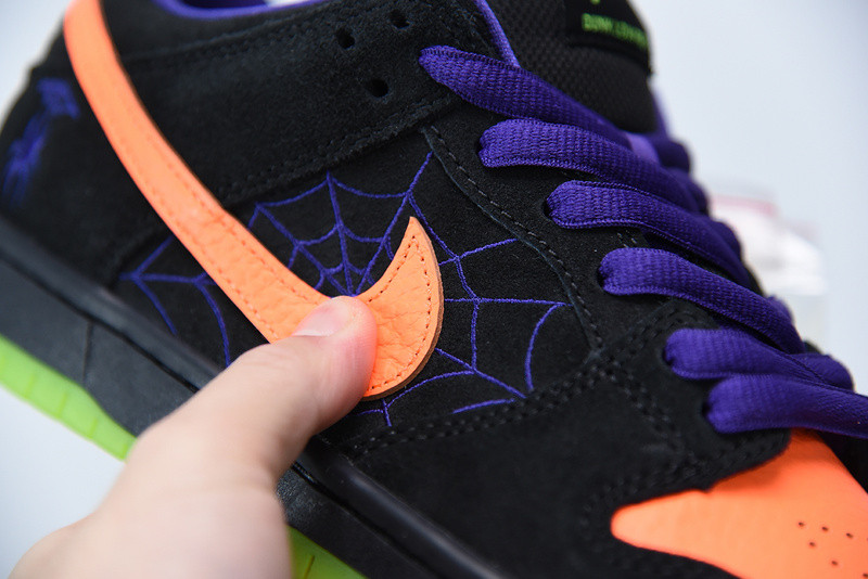 NIKE SB DUNK LOW NIGHT OF MISCHIEF BQ6817-006