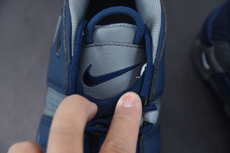 NIKE AIR MORE UPTEMPO 