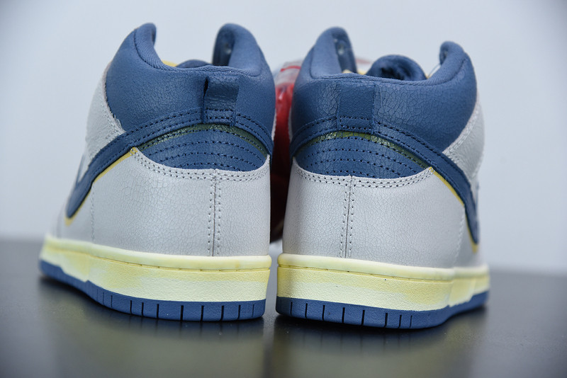 ATLAS X SB DUNK LOW 
