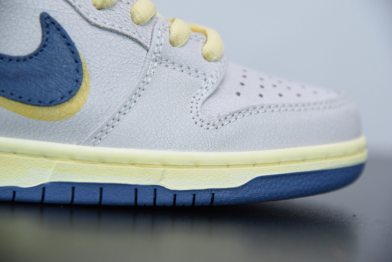 ATLAS X SB DUNK LOW 