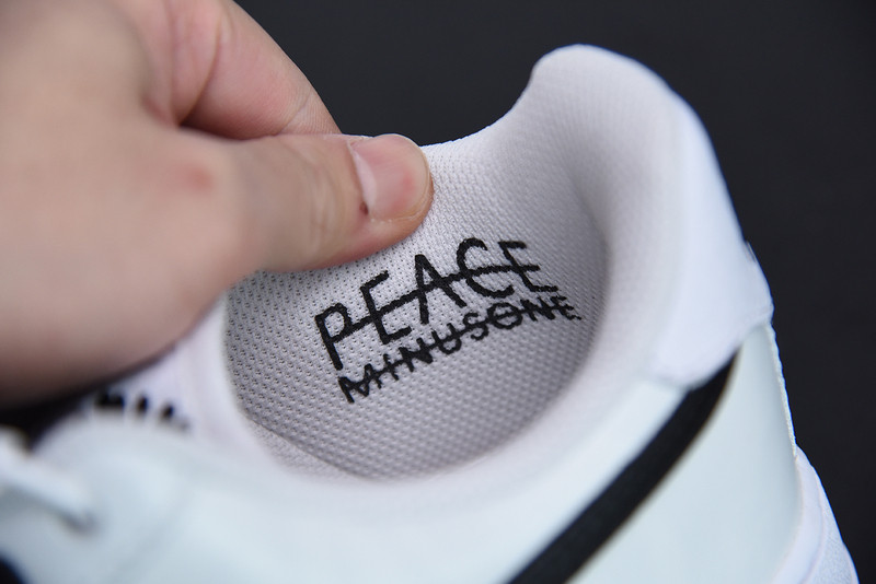 NIKE AIR FORCE 1 LOW "G-DRAGON-WHITE" PEACEMINUSONE PARA-NOISE 2.0 DD3223-100