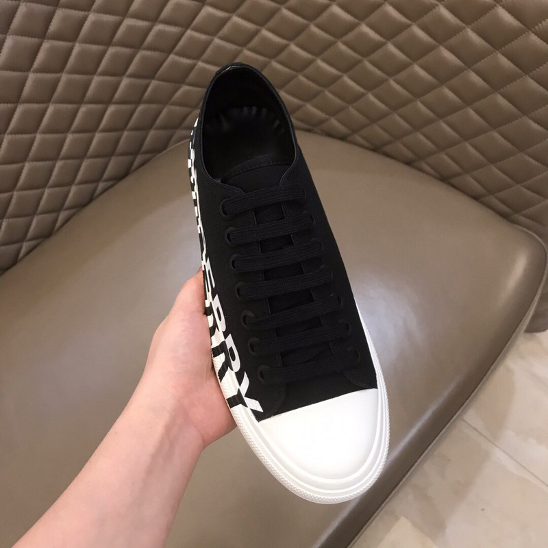 Burberry Sneaker