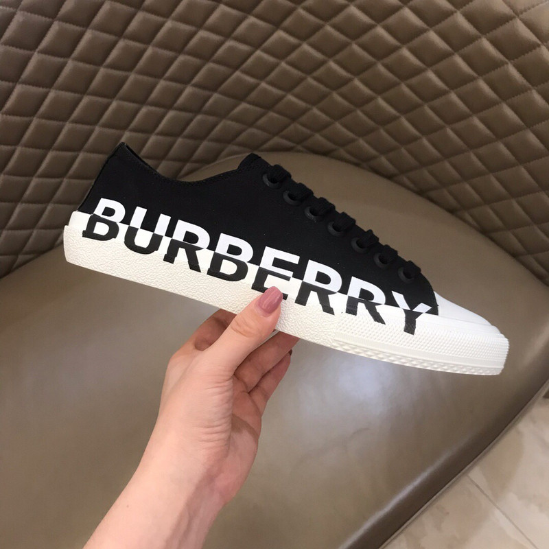 Burberry Sneaker