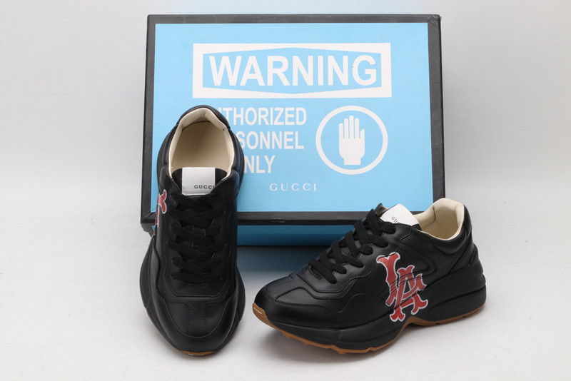 G*u*i rhyton sneaker