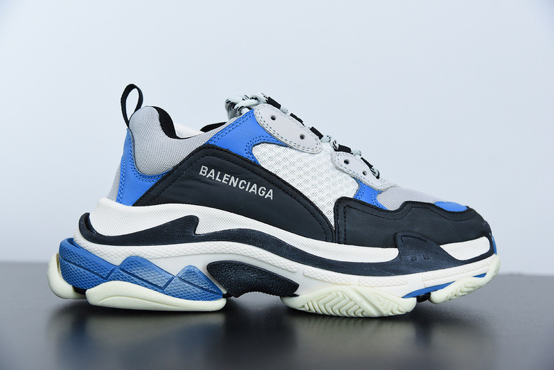 BC TRIPLE S TRAINER  536737 W09OH 1007
