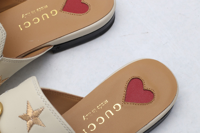 G*u*i sandals
