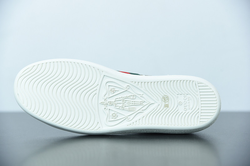 G*u*i sneaker
