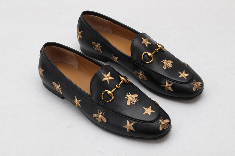 G*u*i sandals