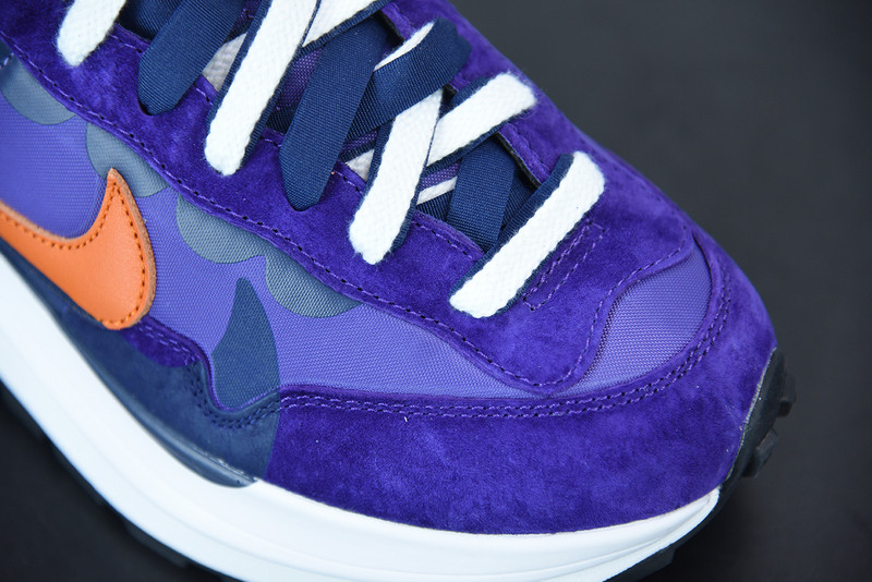 NIKE VAPORWAFFLE SACAI DARK IRIS DD1875-500