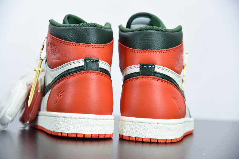 AIR JORDAN 1 RETRO HIGH OG-SF "SOLEFLY" AV3905-138
