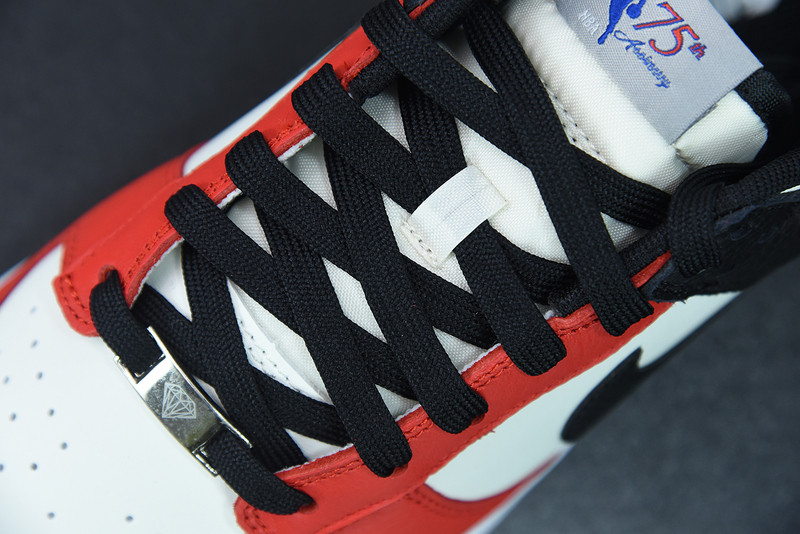 NBA X NIKE SB DUNK LOW EMB “CHICAGO” DD3363-100