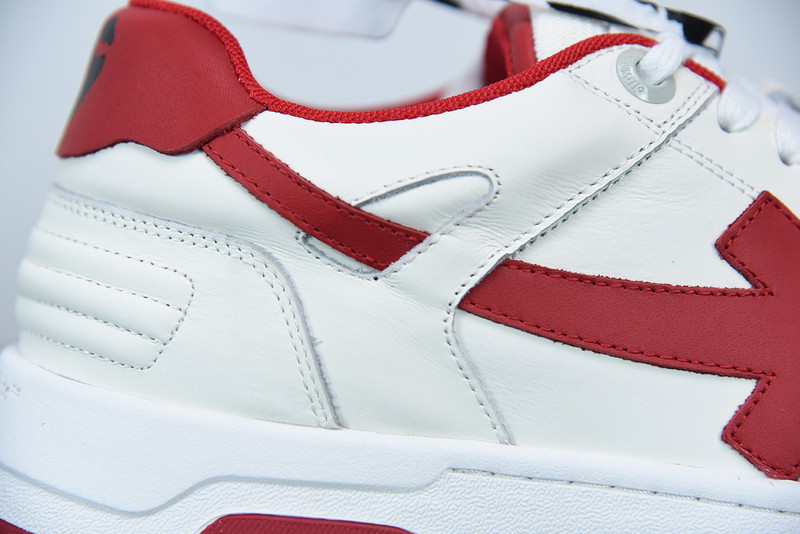 OF™ C/O VIRGIL ABLOH OUT OF OFFICE LOW-TOP LEATHER SNEAKERS ‘OOO“