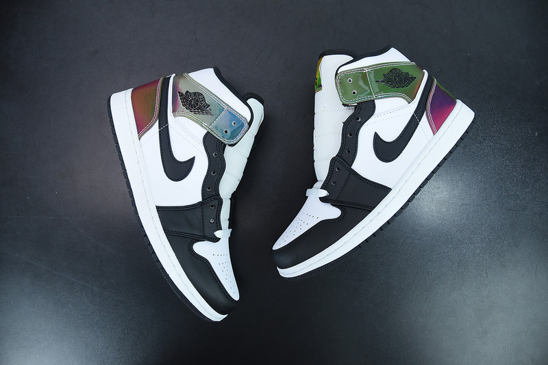 AIR JORDAN 1 MID HEAT REACTIVE DM7802-100